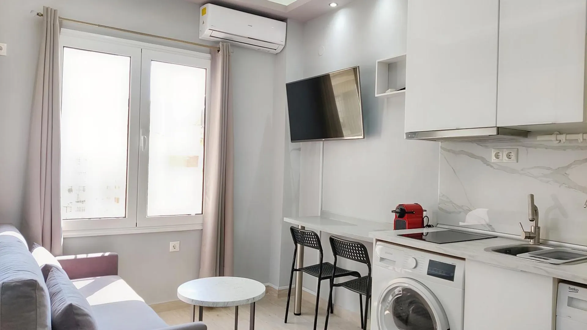 Pretty Petitie Fully Equipped City Center Studio Saloniki Apartament