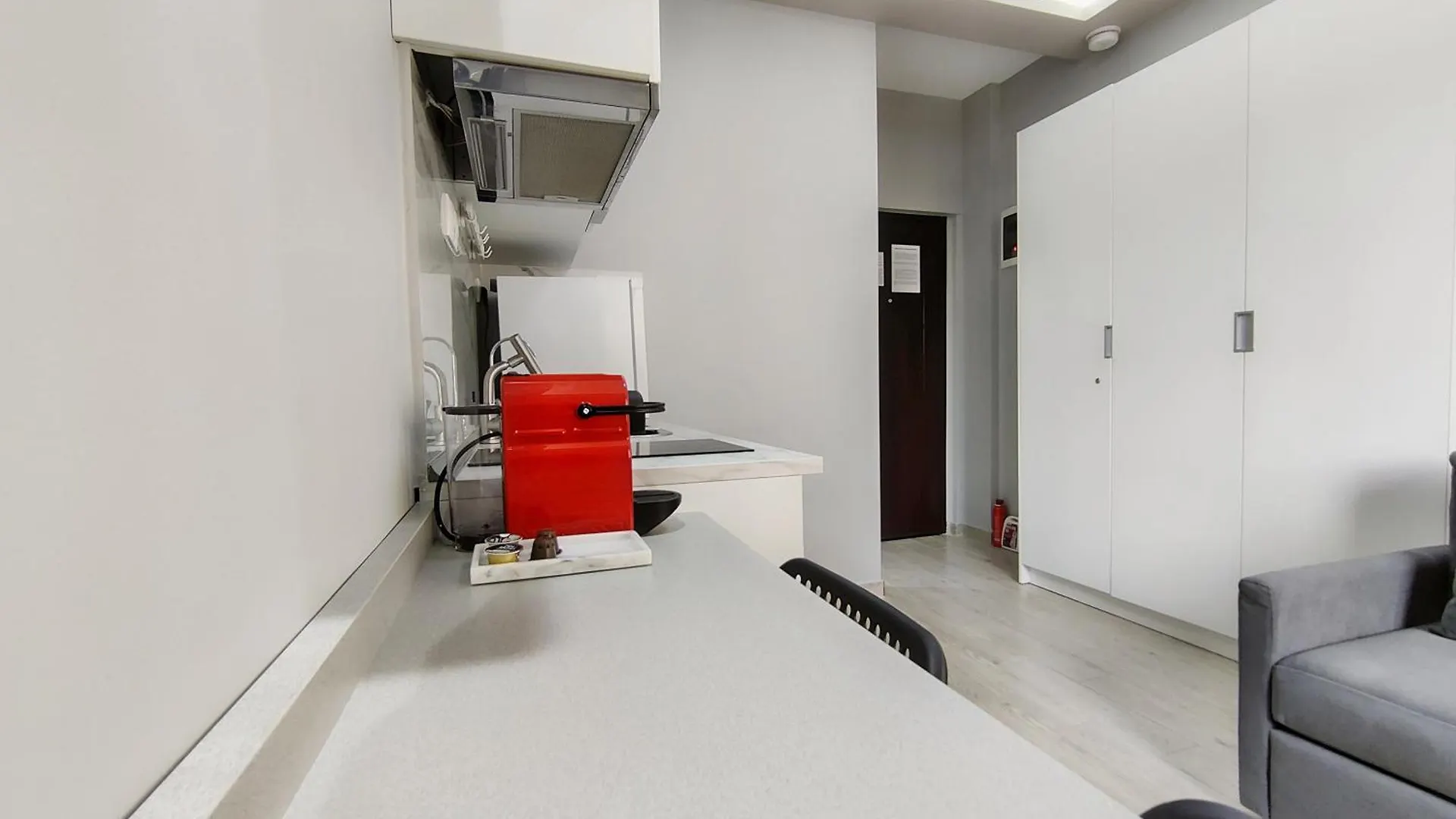 Apartament Pretty Petitie Fully Equipped City Center Studio Saloniki Grecja