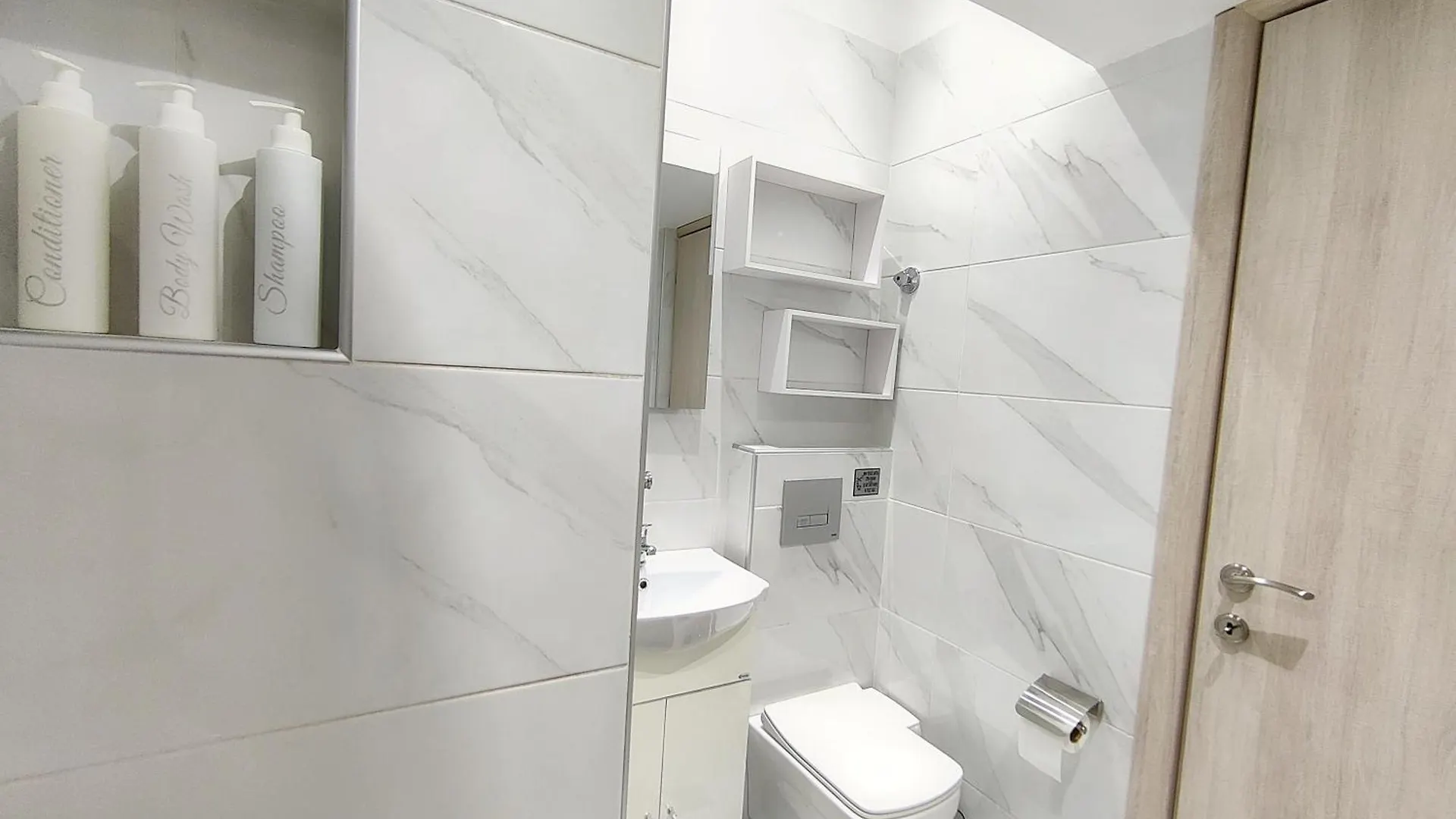 Apartament Pretty Petitie Fully Equipped City Center Studio Saloniki